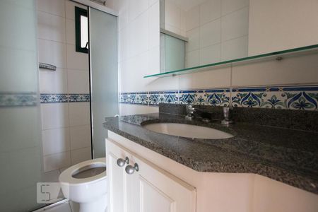 Apartamento à venda com 74m², 2 quartos e 2 vagasBanheiro