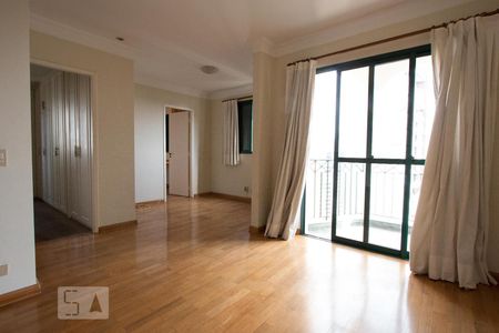 Apartamento à venda com 74m², 2 quartos e 2 vagasSala