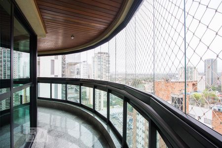 Varanda de apartamento à venda com 3 quartos, 168m² em Campo Belo, São Paulo
