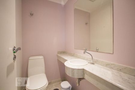 Lavabo de apartamento à venda com 3 quartos, 168m² em Campo Belo, São Paulo