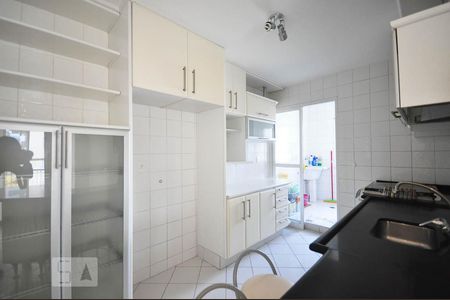 Apartamento para alugar com 170m², 3 quartos e 3 vagas Apartamento para alugar com 170m², 3 quartos e 3 vagasCozinha