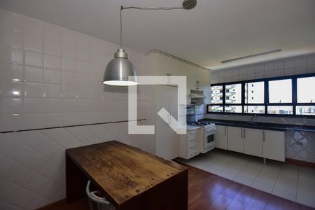 Apartamento para alugar com 163m², 3 quartos e 3 vagasCozinha
