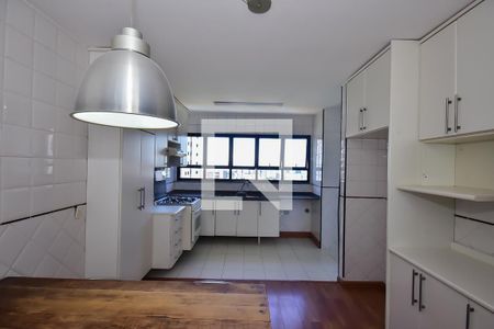 Apartamento para alugar com 163m², 3 quartos e 3 vagasCozinha