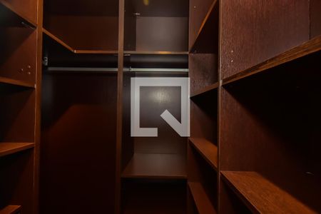 Apartamento para alugar com 163m², 3 quartos e 3 vagasArmário da Suíte 2