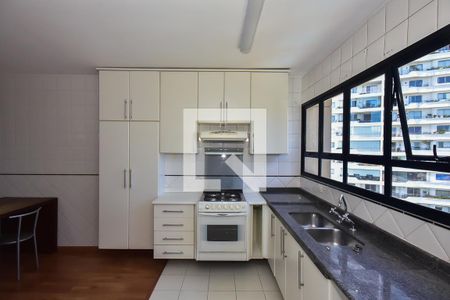 Apartamento para alugar com 163m², 3 quartos e 3 vagasCozinha