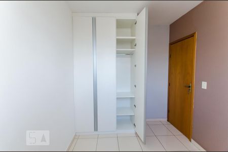 Quarto 1 de apartamento para alugar com 2 quartos, 52m² em Ouro Preto, Belo Horizonte