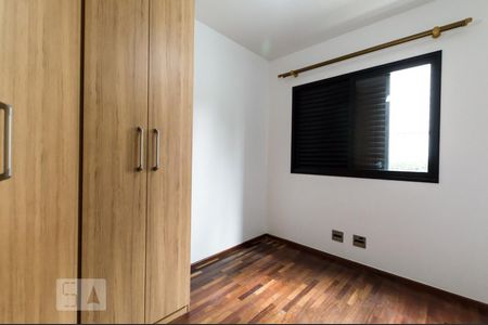 Quarto de apartamento à venda com 3 quartos, 77m² em Vila São Francisco, Osasco