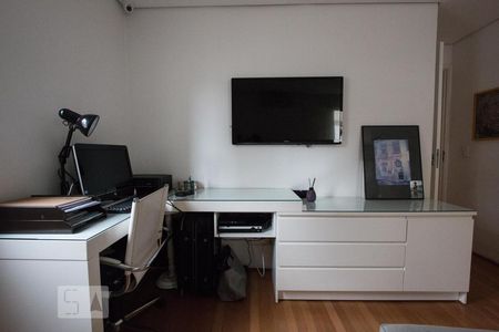 Apartamento à venda com 84m², 2 quartos e 1 vagaSuite