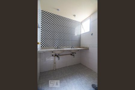 Banheiro social de apartamento à venda com 2 quartos, 65m² em Vila Parque Jabaquara, São Paulo