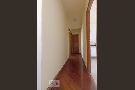 Apartamento à venda com 65m², 2 quartos e 1 vagaCorredor