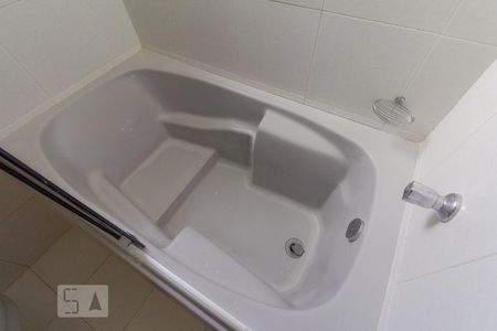 Apartamento à venda com 65m², 2 quartos e 1 vaga Apartamento à venda com 65m², 2 quartos e 1 vagaBanheiro