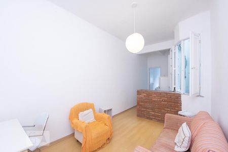 Sala de apartamento à venda com 1 quarto, 28m² em Humaitá, Rio de Janeiro