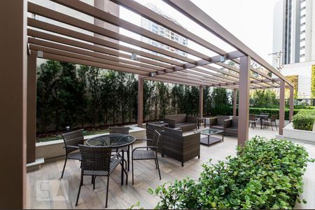 Apartamento para alugar com 85m², 2 quartos e 2 vagasÁrea externa do salão