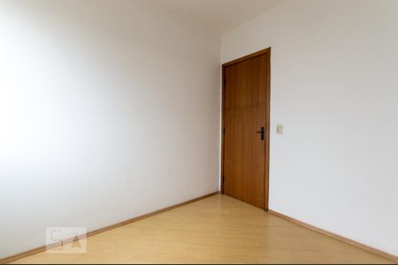 Quarto de apartamento para alugar com 3 quartos, 70m² em Jaguaré, São Paulo