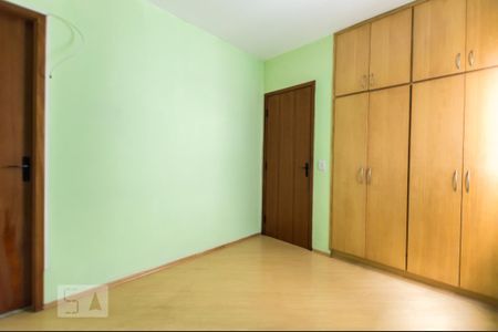 Apartamento para alugar com 70m², 3 quartos e 2 vagas Apartamento para alugar com 70m², 3 quartos e 2 vagasSuíte