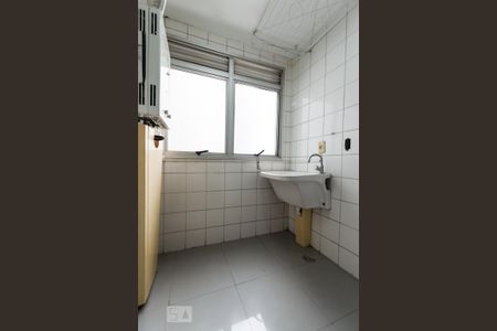 Apartamento para alugar com 70m², 3 quartos e 2 vagas Apartamento para alugar com 70m², 3 quartos e 2 vagasÁrea de serviço