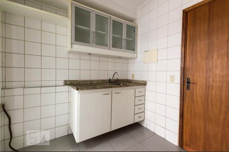 Apartamento para alugar com 70m², 3 quartos e 2 vagas Apartamento para alugar com 70m², 3 quartos e 2 vagasCozinha