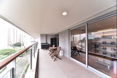 Apartamento à venda com 68m², 1 quarto e 1 vagaVaranda