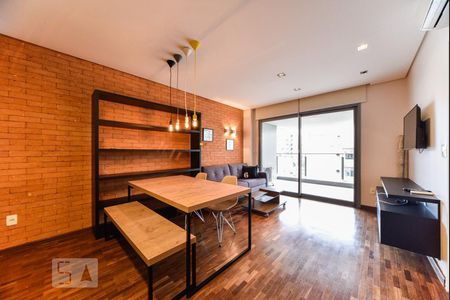 Sala de apartamento à venda com 1 quarto, 68m² em Vila Nova Conceição, São Paulo
