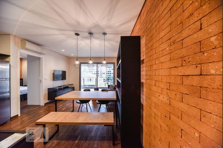 Cozinha de apartamento à venda com 1 quarto, 68m² em Vila Nova Conceição, São Paulo