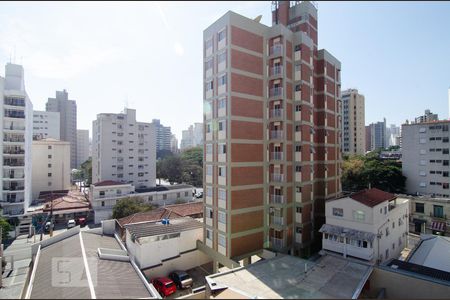 Vista da janela de apartamento para alugar com 1 quarto, 40m² em Centro, Campinas