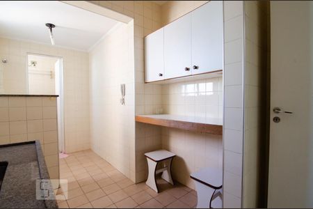 Cozinha de apartamento para alugar com 1 quarto, 40m² em Centro, Campinas