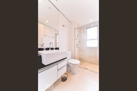 Apartamento para alugar com 73m², 2 quartos e 1 vaga Apartamento para alugar com 73m², 2 quartos e 1 vagaBanheiro