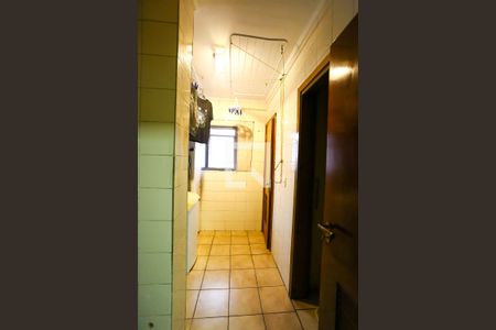 Apartamento à venda com 145m², 4 quartos e 3 vagas Apartamento à venda com 145m², 4 quartos e 3 vagasÁrea de Serviço