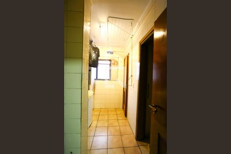 Apartamento à venda com 145m², 4 quartos e 3 vagas Apartamento à venda com 145m², 4 quartos e 3 vagasÁrea de Serviço