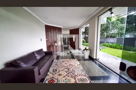 Apartamento à venda com 145m², 4 quartos e 3 vagas Apartamento à venda com 145m², 4 quartos e 3 vagasHall