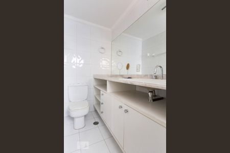 Apartamento à venda com 80m², 3 quartos e 2 vagas Apartamento à venda com 80m², 3 quartos e 2 vagasBanheiro Suíte