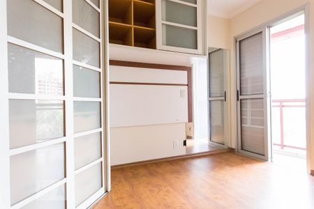 Apartamento à venda com 80m², 3 quartos e 2 vagas Apartamento à venda com 80m², 3 quartos e 2 vagasSuíte