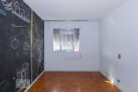 Apartamento à venda com 230m², 3 quartos e 1 vaga Apartamento à venda com 230m², 3 quartos e 1 vagaQuarto 2