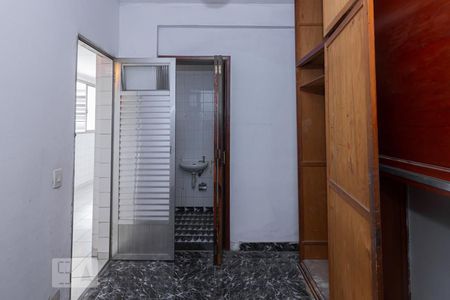 Apartamento à venda com 230m², 3 quartos e 1 vaga Apartamento à venda com 230m², 3 quartos e 1 vagaQuarto de Serviço