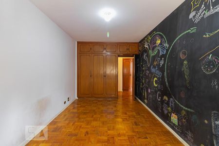 Apartamento à venda com 230m², 3 quartos e 1 vaga Apartamento à venda com 230m², 3 quartos e 1 vagaQuarto 2