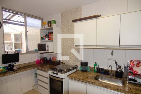 Apartamento à venda com 120m², 4 quartos e 2 vagasCozinha