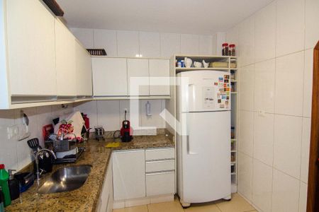 Apartamento à venda com 120m², 4 quartos e 2 vagasCozinha