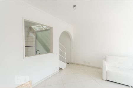 Sala de apartamento para alugar com 3 quartos, 104m² em Vila Gumercindo, São Paulo