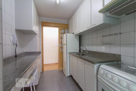 Apartamento à venda com 74m², 3 quartos e 2 vagasCozinha