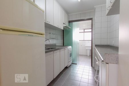Apartamento à venda com 74m², 3 quartos e 2 vagasCozinha