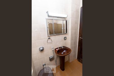 Apartamento para alugar com 80m², 3 quartos e sem vagaBanheiro