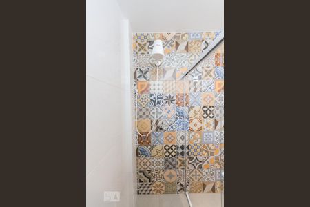 Apartamento à venda com 78m², 2 quartos e sem vagaBanheiro (chuveiro)