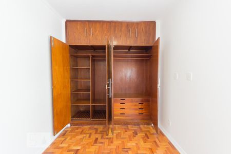 Apartamento à venda com 78m², 2 quartos e sem vagaQuarto 2 (armários)
