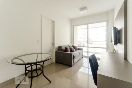 Sala de apartamento para alugar com 1 quarto, 40m² em Aclimação, São Paulo