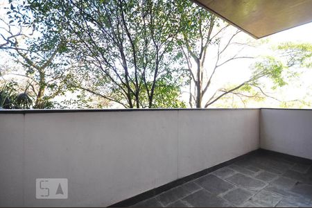 Apartamento à venda com 145m², 3 quartos e 2 vagasVaranda