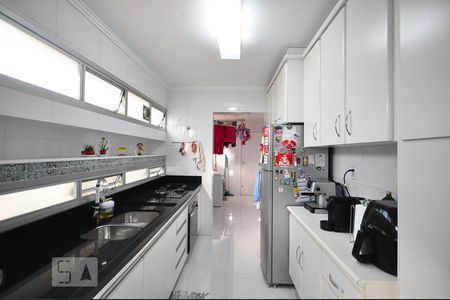 Apartamento à venda com 145m², 3 quartos e 2 vagasCozinha