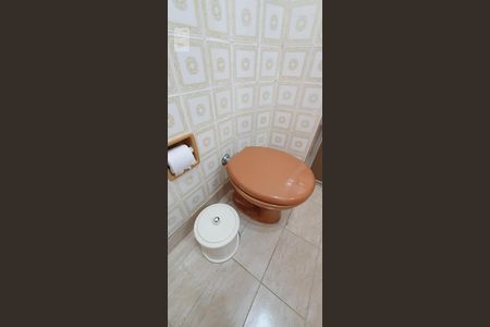 Apartamento à venda com 98m², 3 quartos e 1 vaga Apartamento à venda com 98m², 3 quartos e 1 vagaBanheiro 2