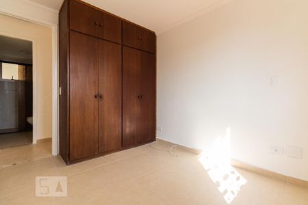 Quarto 1 de apartamento para alugar com 3 quartos, 73m² em Vila Sofia, São Paulo
