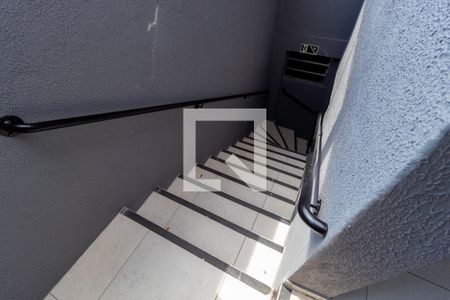 Área comum - Escada de apartamento para alugar com 1 quarto, 65m² em Brás, São Paulo