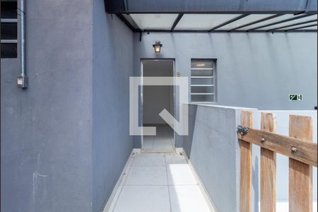 Hall de entrada de apartamento para alugar com 1 quarto, 65m² em Brás, São Paulo